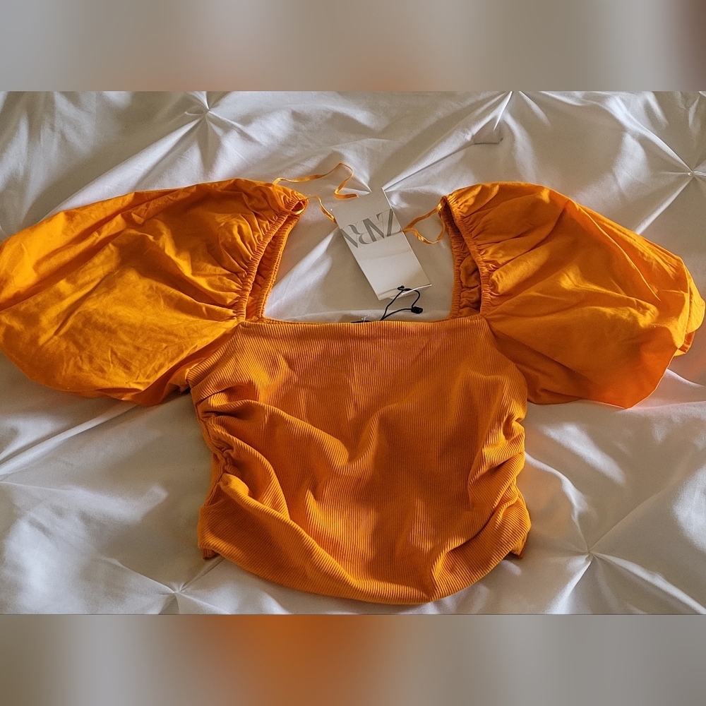 SOLD on another site. NWT Zara top